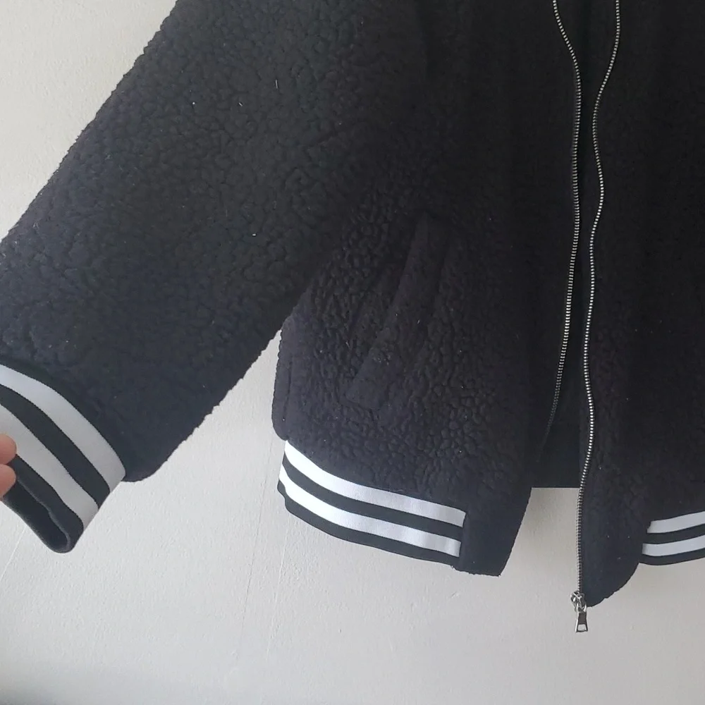 Jacket - Picture 3 of 15